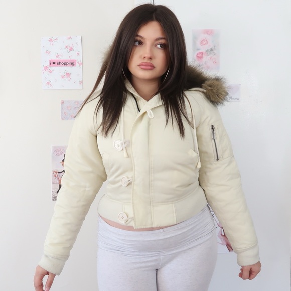 Juicy Couture Jackets & Blazers - Juicy Couture Y2K Puffer Bomber Jacket White Faux Fur Hood M